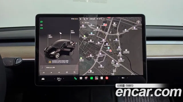 Tesla Model Y — Фото автомобиля 18