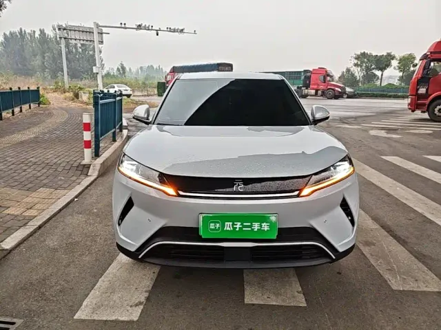 BYD Yuan UP — Фото автомобиля 2