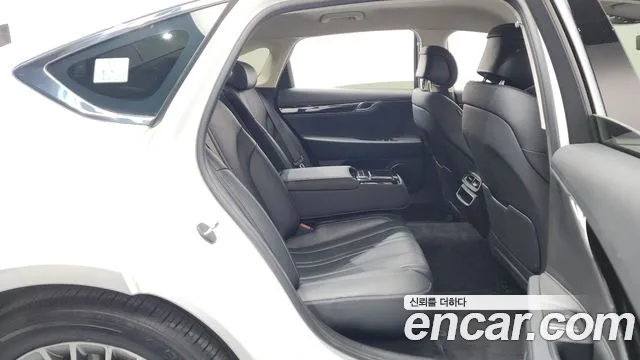 Genesis G80 Бензин 2.5 турбо AWD — Фото автомобиля 10