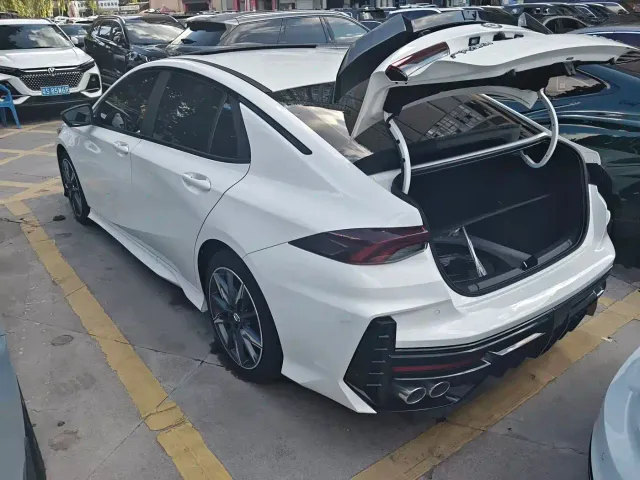 GAC Trumpchi Emkoo — Фото автомобиля 14