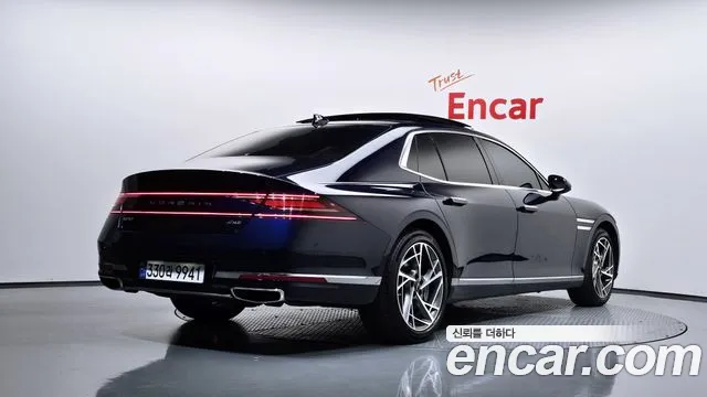 Genesis G90 RS4 — Фото автомобиля 2