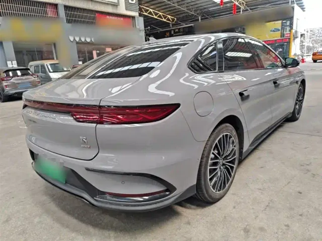 BYD Han — Фото автомобиля 6