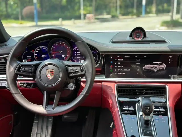 Porsche Panamera — Фото автомобиля 7
