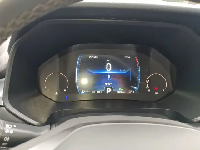 Chery Tiggo 8 — Фото автомобиля 11
