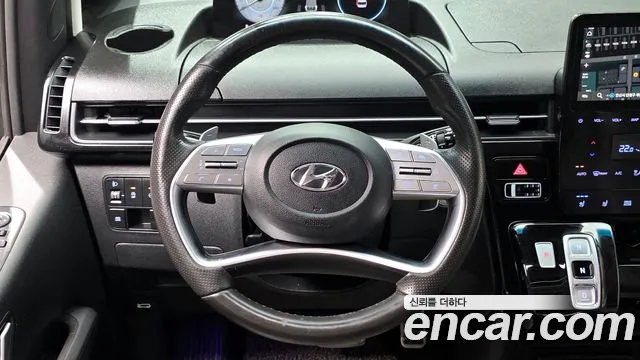 Hyundai Staria Staria 4WD Lounge 9 мест — Фото автомобиля 14