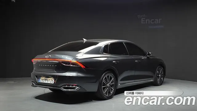 Hyundai Grandeur Grandeur (New) — Фото автомобиля 2