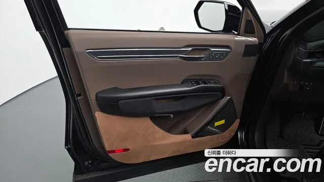 Kia EV9 — Фото автомобиля 23