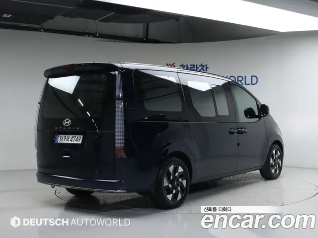 Hyundai Staria — Фото автомобиля 2