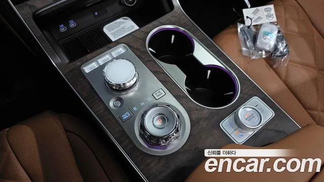 Genesis GV80 — Фото автомобиля 9