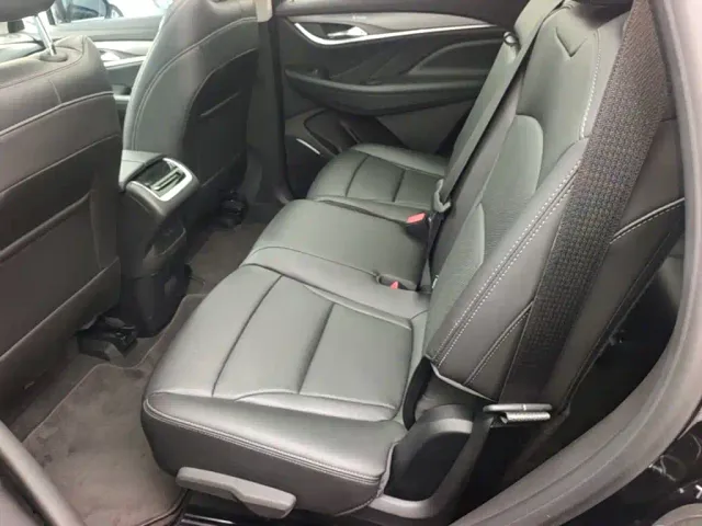 Buick Enclave — Фото автомобиля 16