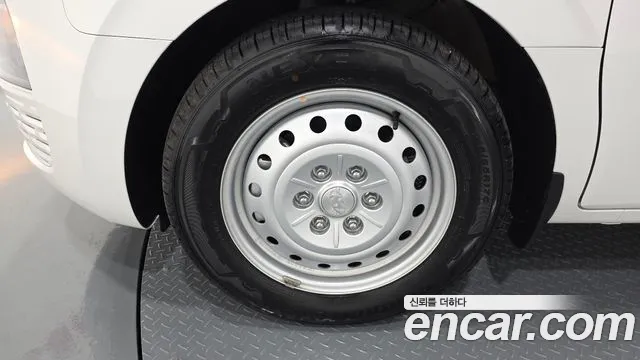 Hyundai Staria Staria Карго 5 мест — Фото автомобиля 5