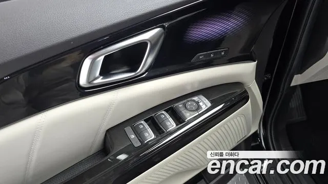 Kia Canival Carnival 4 поколение Бензин 9 мест Signature — Фото автомобиля 19