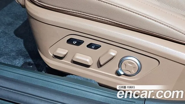 Hyundai Grandeur GN7 — Фото автомобиля 29