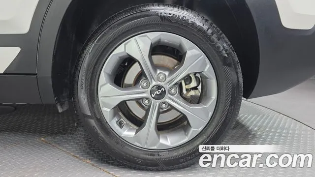 Kia Seltos Новый Seltos Бензин 2.0 2WD — Фото автомобиля 19