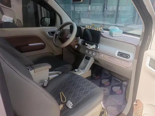 Wuling Hongguang Mini EV — Фото автомобиля 9