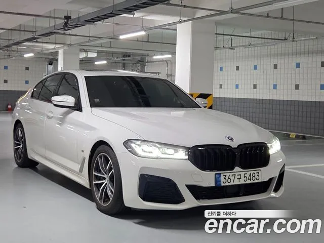 BMW 5 Series G30 — Фото автомобиля 4