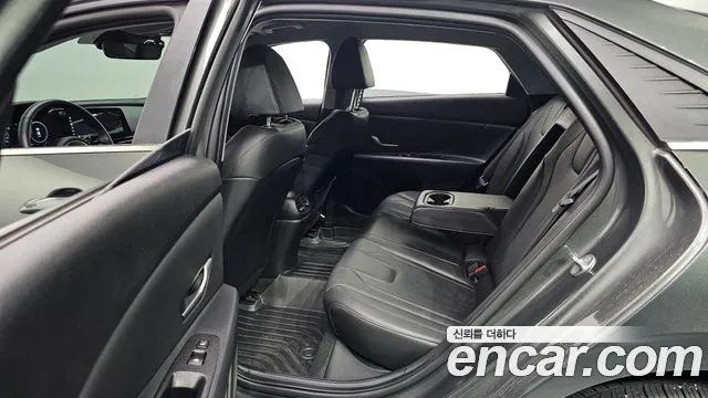 Hyundai AVANTE Avante (CN7) — Фото автомобиля 12