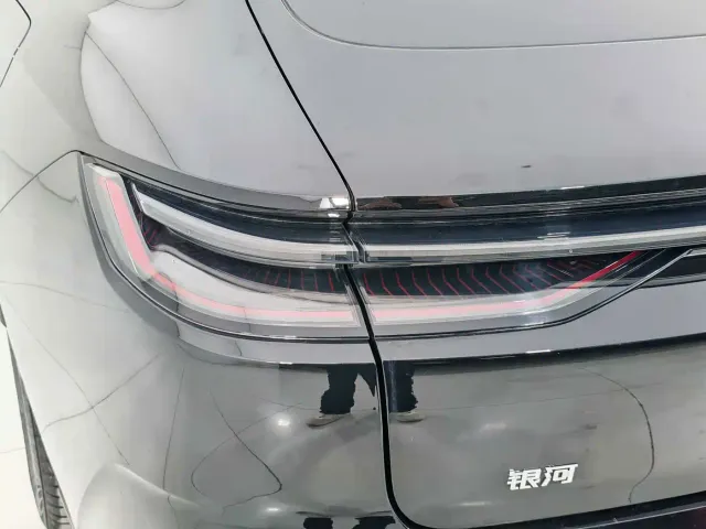 Geely Galaxy Xingyao 8 — Фото автомобиля 18