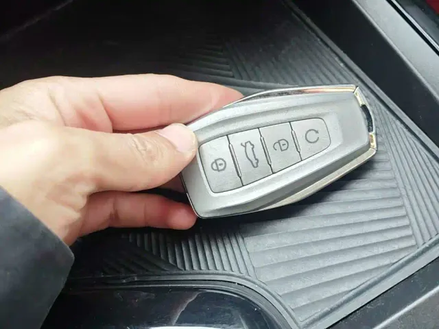 Geely Binyue — Фото автомобиля 16