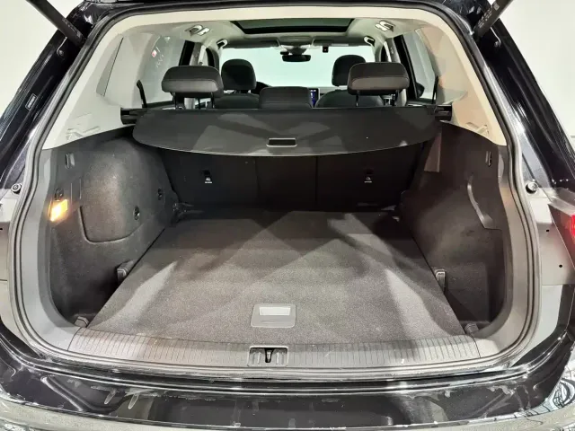 Volkswagen Tiguan L PHEV — Фото автомобиля 29
