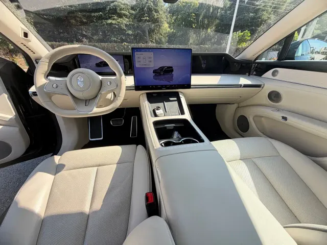 Stelato S9T — Фото автомобиля 9