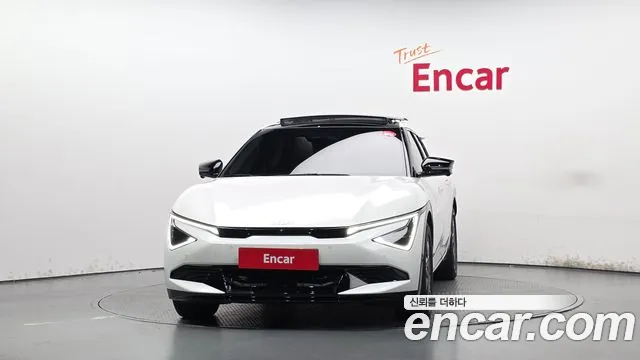 Kia EV6 — Фото автомобиля 3
