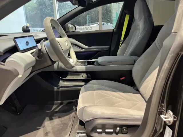 Nio ET5 Touring — Фото автомобиля 11
