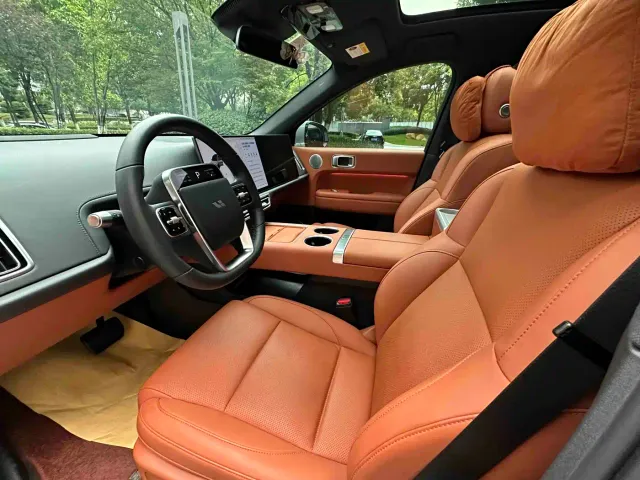 Li Auto Li Auto L6 2024 Max — Фото автомобиля 14