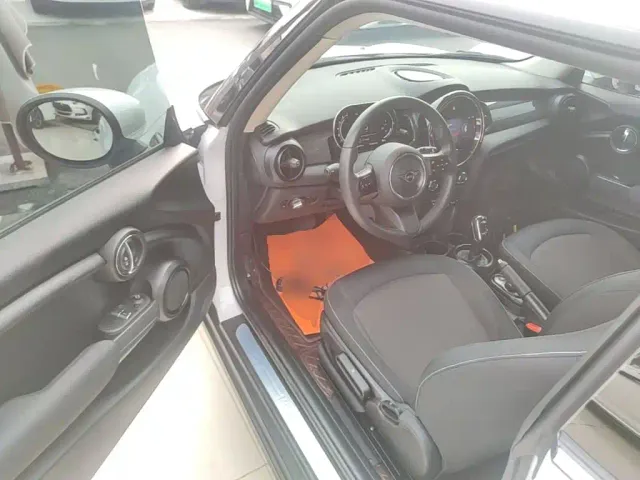 MINI Hatch — Фото автомобиля 15