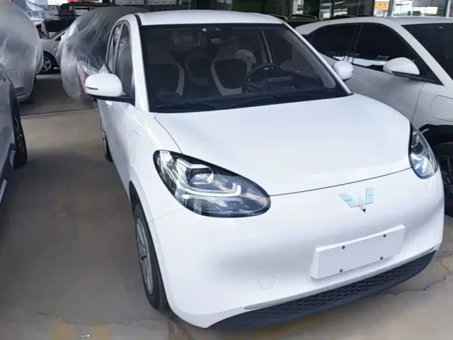 Wuling Bingo — Фото автомобиля 3