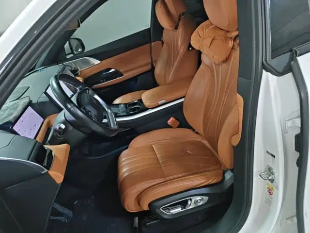 Xpeng G9 — Фото автомобиля 14