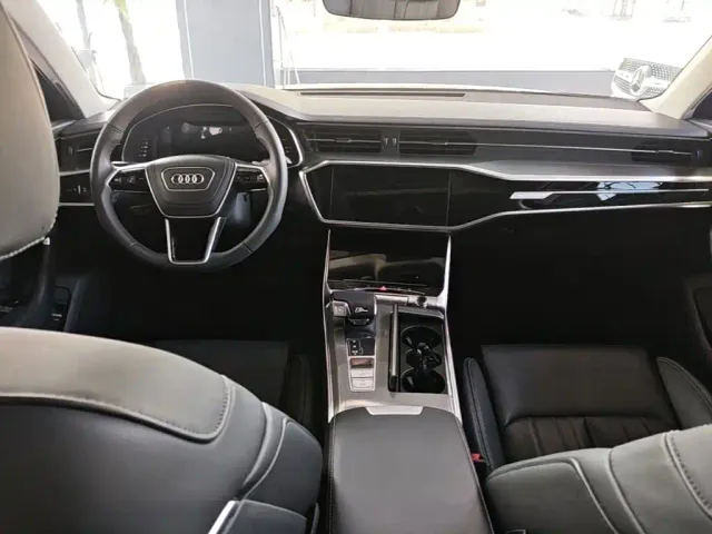 Audi A6L — Фото автомобиля 9