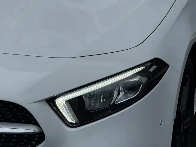 Mercedes-Benz A-Class — Фото автомобиля 11