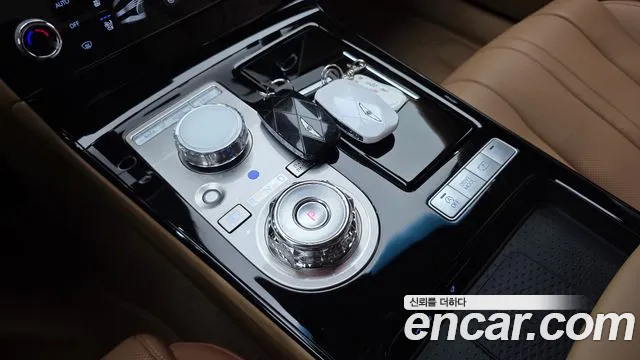 Genesis G80 RG3 — Фото автомобиля 12