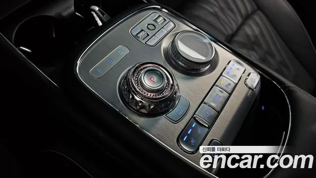 Genesis G90 Бензин 3.5 турбо AWD — Фото автомобиля 8