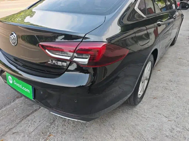 Buick Regal — Фото автомобиля 7
