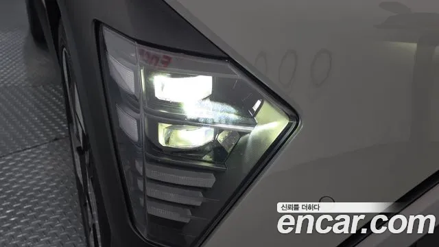 Hyundai Kona SX2 — Фото автомобиля 7
