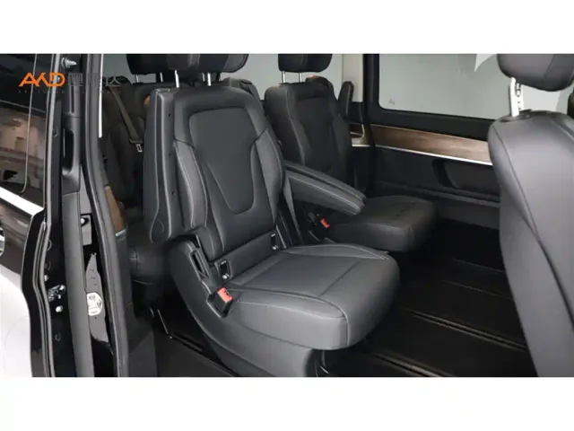 Mercedes-Benz V-Class — Фото автомобиля 8