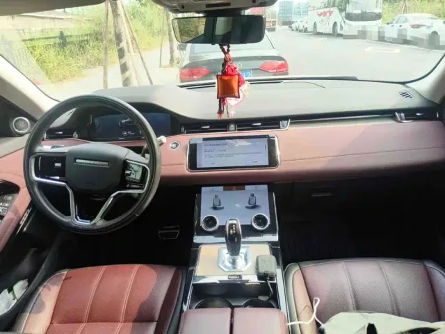 Land Rover Range Rover Evoque — Фото автомобиля 12