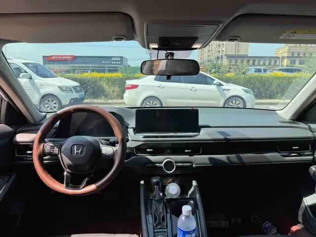 Honda Inspire — Фото автомобиля 2