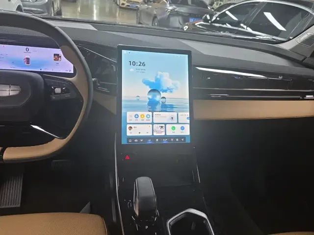 Geely Boyue L — Фото автомобиля 13