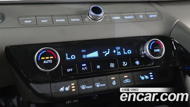 Hyundai AVANTE — Фото автомобиля 11