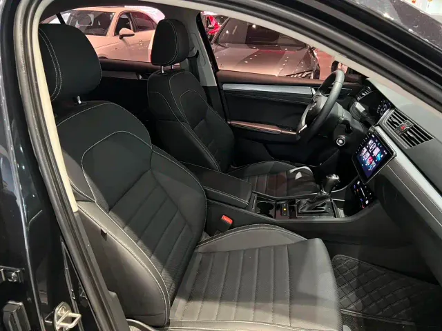 Skoda Superb — Фото автомобиля 9