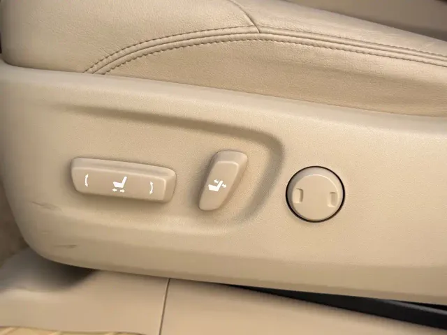 Toyota Land Cruiser — Фото автомобиля 28