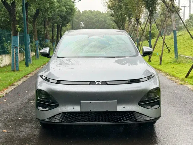 Xpeng G6 — Фото автомобиля 3