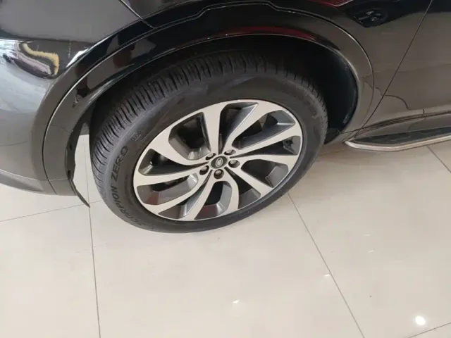 Land Rover Discovery Sport — Фото автомобиля 22