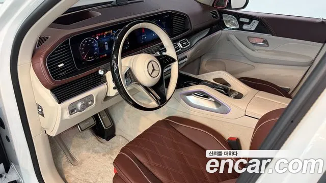Mercedes-Benz GLS-Class — Фото автомобиля 10