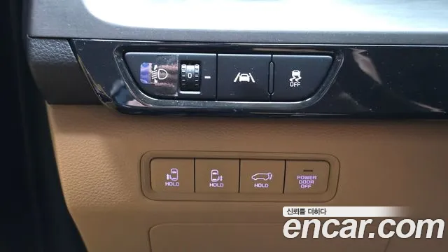 Kia Carnival 4th Gen — Фото автомобиля 25