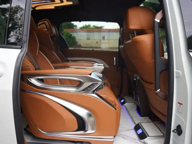 Toyota Granvia — Фото автомобиля 29
