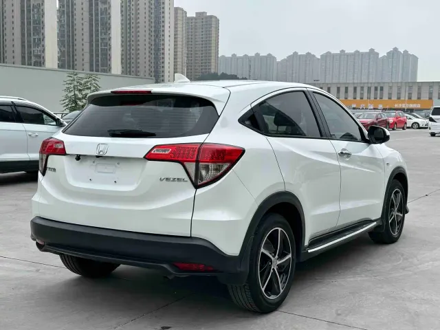 Honda Vezel — Фото автомобиля 6
